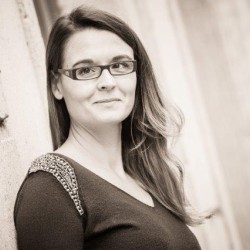 Julie FIARD